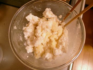 塩･米麹を加え混ぜる