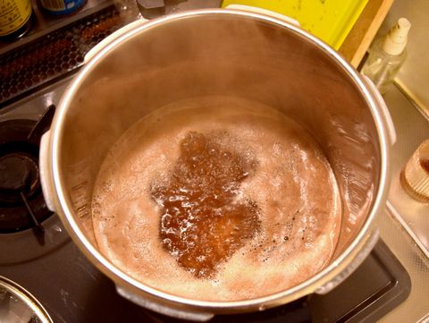 麦汁を1時間煮沸する
