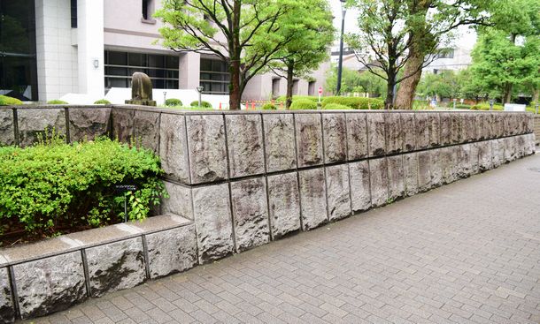 京都地方裁判所の石垣