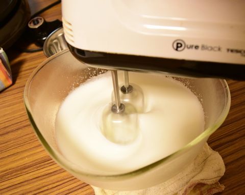 Make meringue