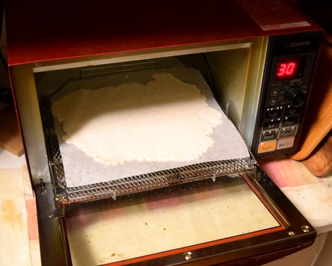 140℃のオーブンで30分焼く