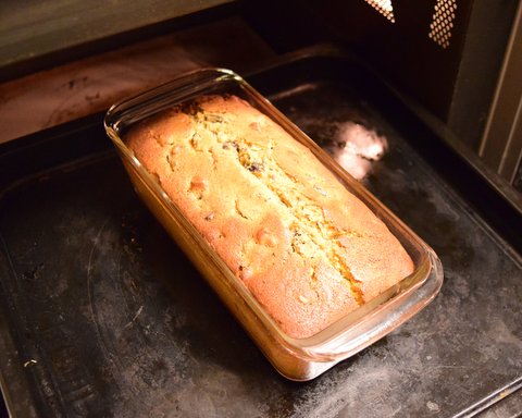 オーブンで焼いたパウンドケーキ
