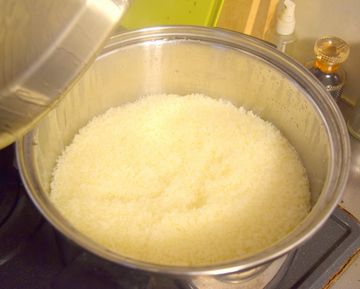 鍋で炊いた米