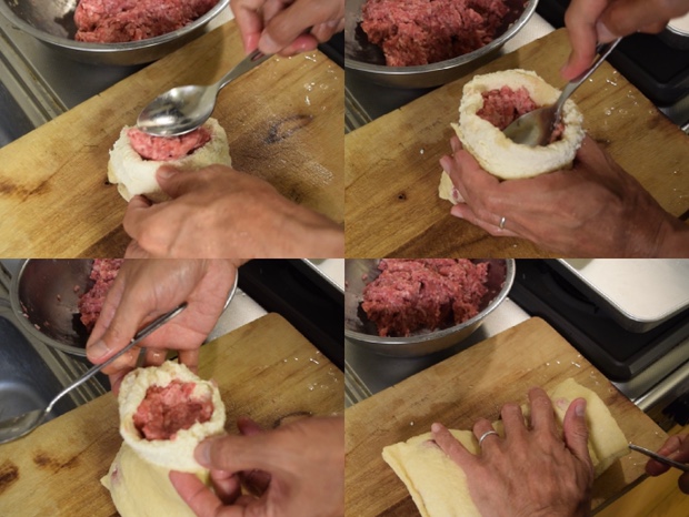 ハンバーグをお揚げに詰め込む