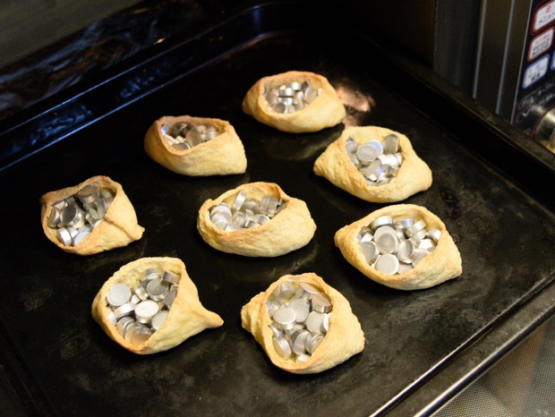 ストーンを詰めてオーブンで焼いたお揚げ