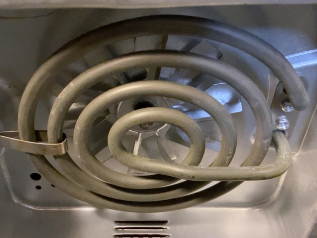 レコルトエアーオーブンの内部の電熱線