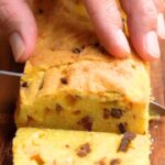 へしこのケーク・サレを切る
