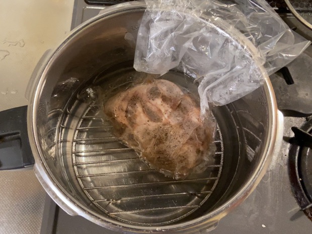 低温調理した豚肉